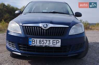 Микровэн Skoda Roomster 2013 в 