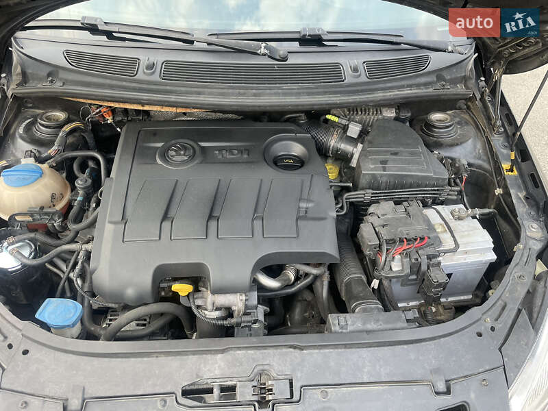 Микровэн Skoda Roomster 2015 в Броварах фото 7 Микровэн Skoda Roomster 2015 в Броварах