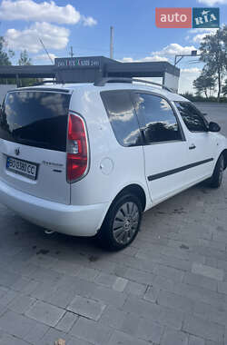 Микровэн Skoda Roomster 2010 в 
