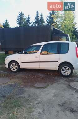 Микровэн Skoda Roomster 2010 в Киеве