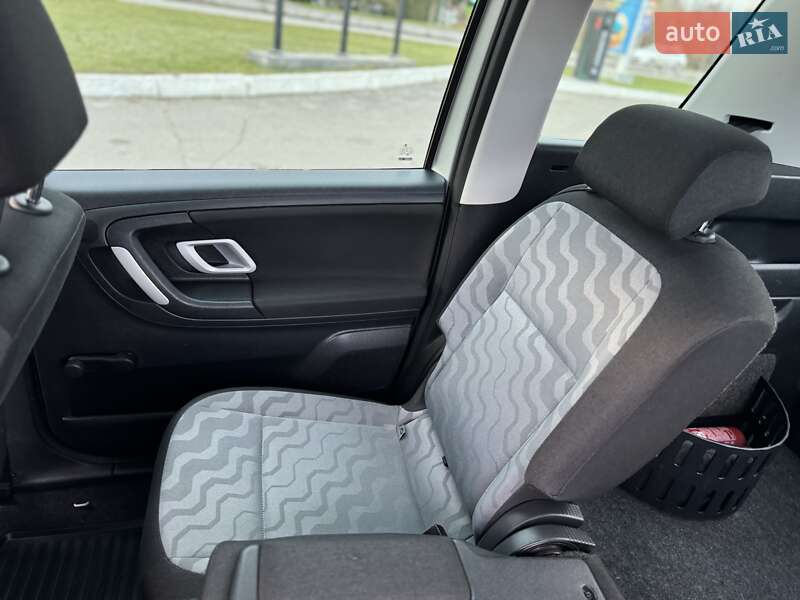 Мікровен Skoda Roomster 2008 в Дубні