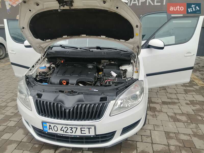 Мікровен Skoda Roomster 2012 в Перечині