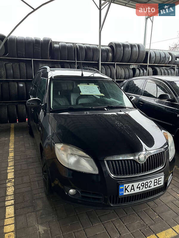 Мікровен Skoda Roomster 2009 в Києві