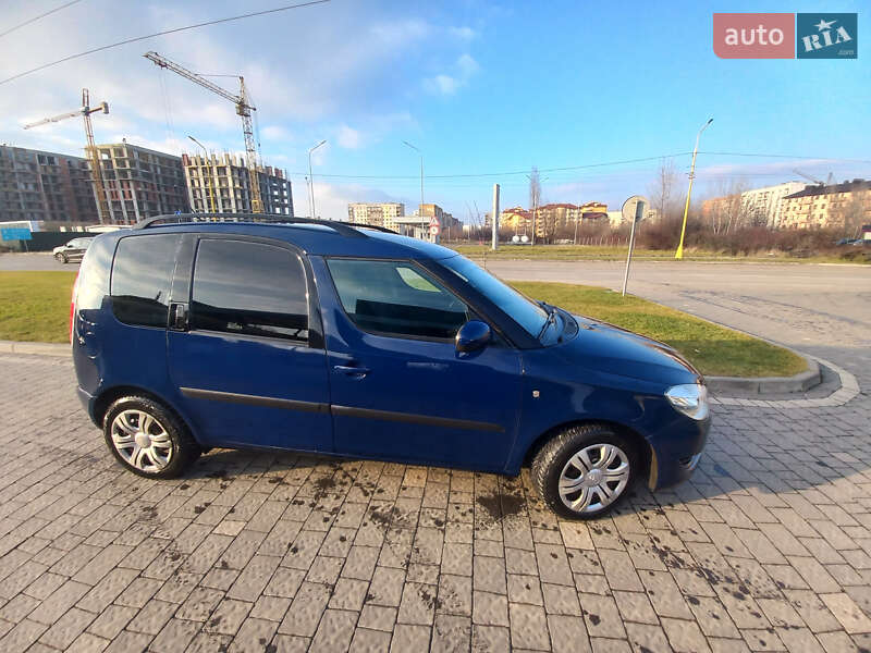 Мікровен Skoda Roomster 2011 в Ужгороді