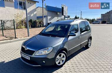 Микровэн Skoda Roomster 2013 в Житомире