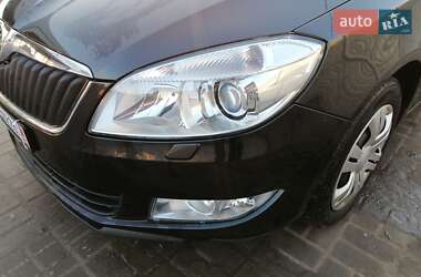 Микровэн Skoda Roomster 2012 в 