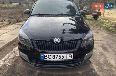 Микровэн Skoda Roomster 2015 в Львове