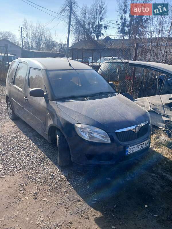 Микровэн Skoda Roomster 2009 в Львове