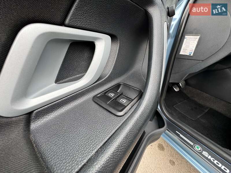 Микровэн Skoda Roomster 2007 в Запорожье
