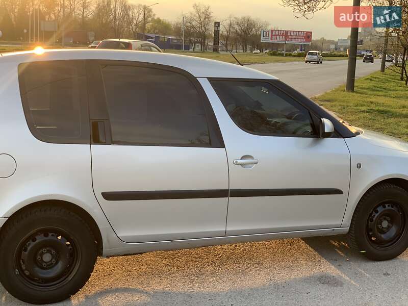 Микровэн Skoda Roomster 2007 в Запорожье