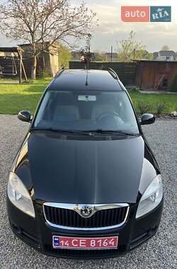 Микровэн Skoda Roomster 2007 в 