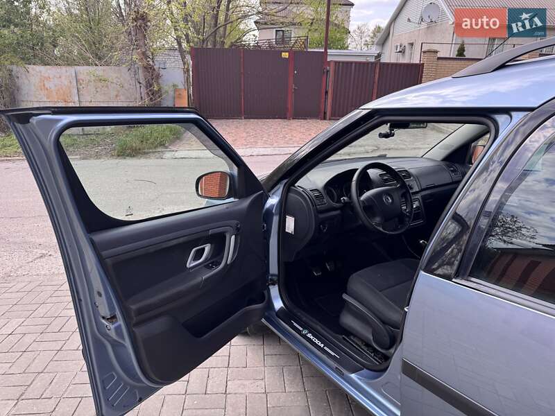 Микровэн Skoda Roomster 2007 в Запорожье