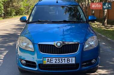 Микровэн Skoda Roomster 2008 в 