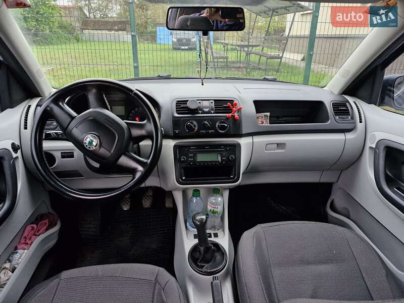 Мікровен Skoda Roomster 2012 в Львові