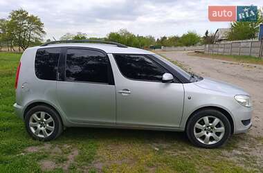 Микровэн Skoda Roomster 2014 в 