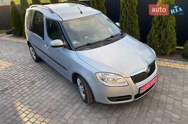 Микровэн Skoda Roomster 2009 в 