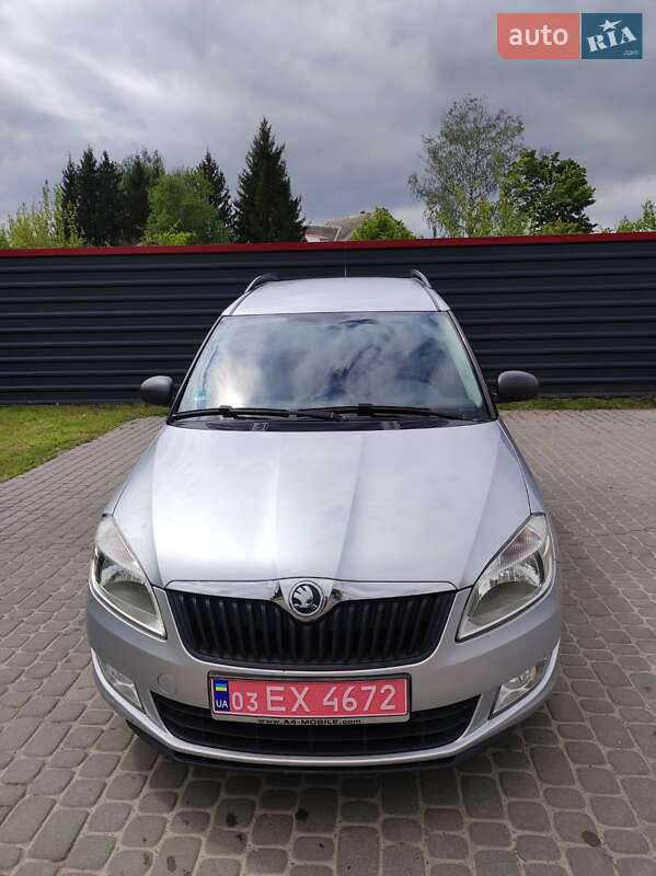 Микровэн Skoda Roomster 2013 в Ковеле