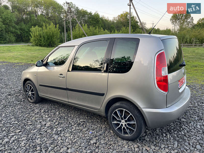 Мікровен Skoda Roomster 2010 в Луцьку