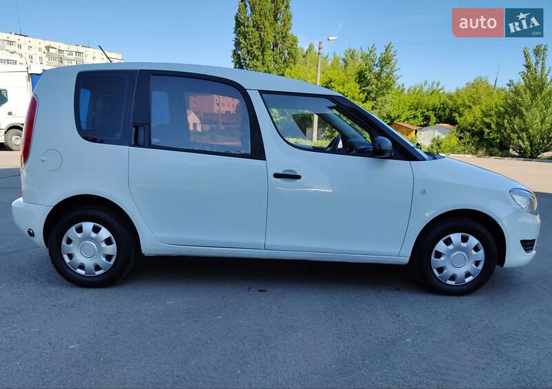 Микровэн Skoda Roomster 2013 в Белой Церкви
