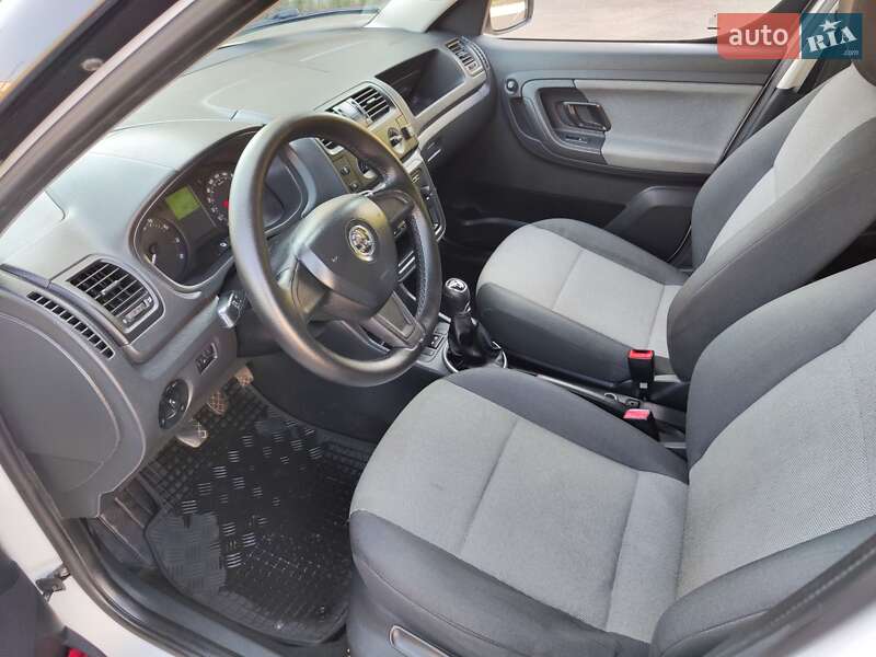 Микровэн Skoda Roomster 2013 в Белой Церкви