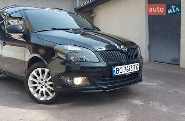 Микровэн Skoda Roomster 2015 в 