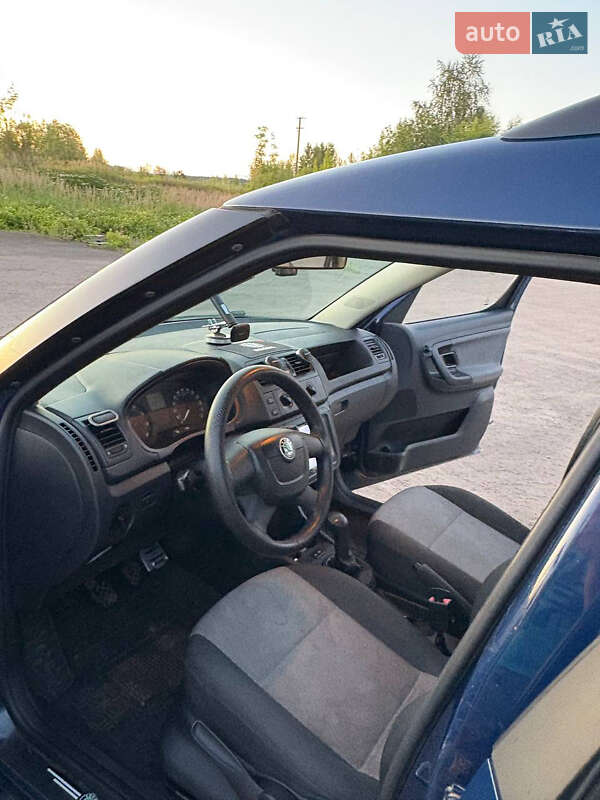 Мікровен Skoda Roomster 2010 в Львові