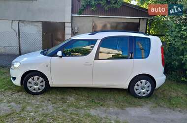 Микровэн Skoda Roomster 2014 в Киеве