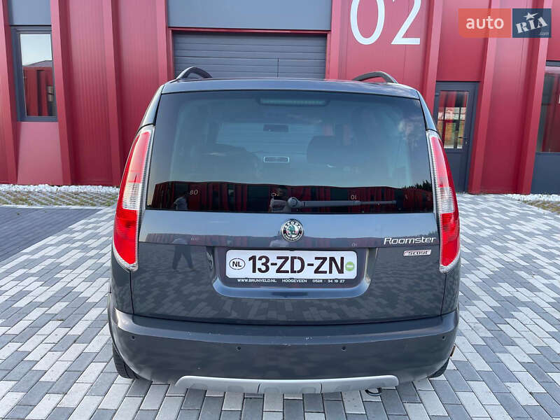 Микровэн Skoda Roomster 2008 в Львове
