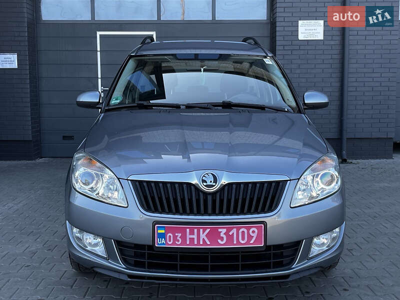 Микровэн Skoda Roomster 2013 в Луцке