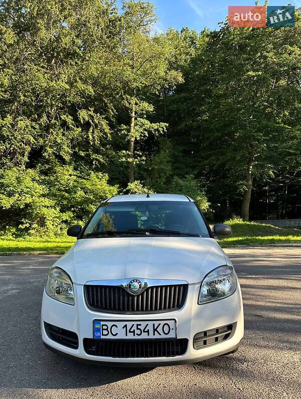 Мікровен Skoda Roomster 2009 в Львові
