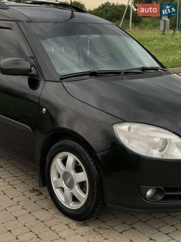 Микровэн Skoda Roomster 2007 в Николаеве