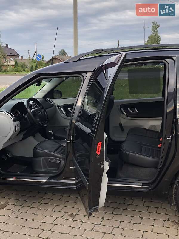Микровэн Skoda Roomster 2007 в Николаеве
