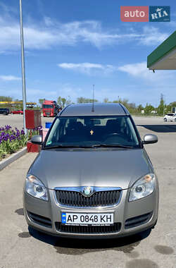Микровэн Skoda Roomster 2009 в 