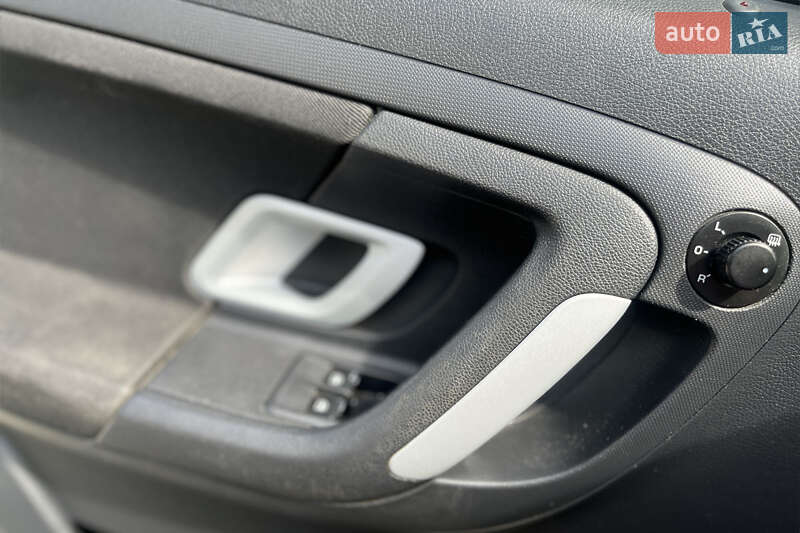 Микровэн Skoda Roomster 2007 в Мукачево