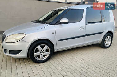 Микровэн Skoda Roomster 2010 в Ужгороде