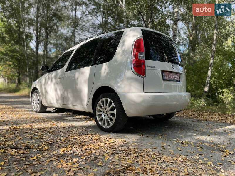 Мікровен Skoda Roomster 2014 в Звягелі