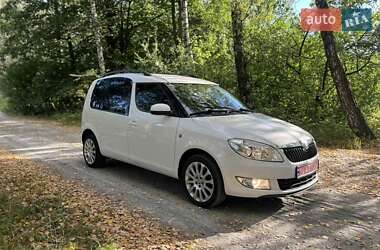 Микровэн Skoda Roomster 2014 в Звягеле