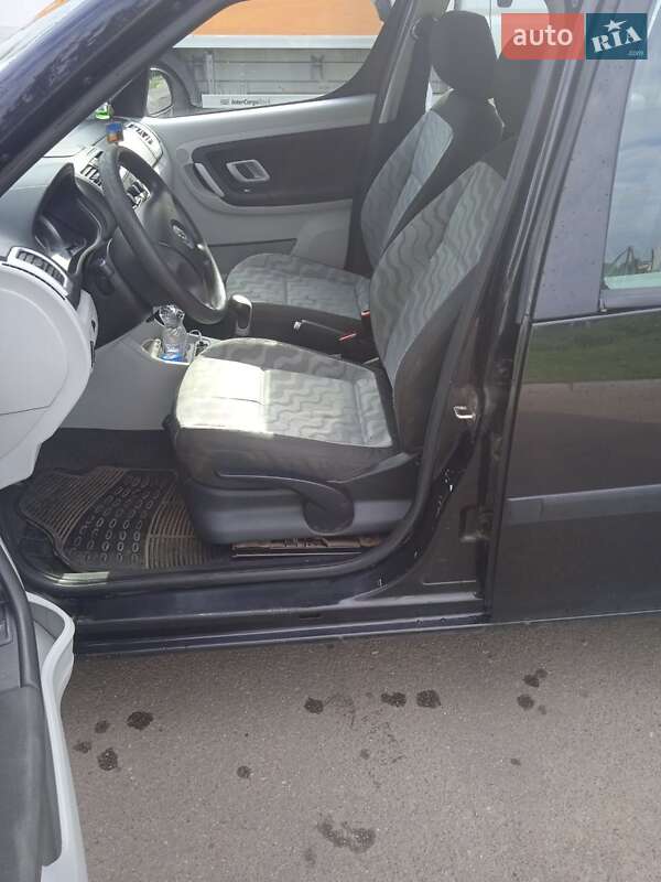 Микровэн Skoda Roomster 2006 в Заболотове
