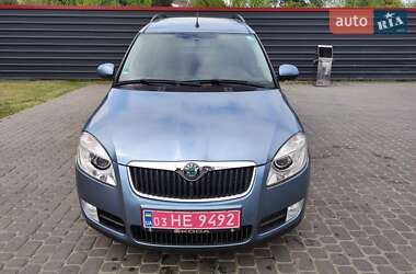 Микровэн Skoda Roomster 2008 в 