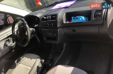 Микровэн Skoda Roomster 2013 в 