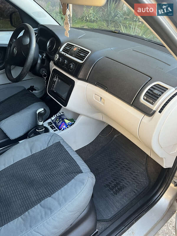 Мікровен Skoda Roomster 2007 в Сваляві
