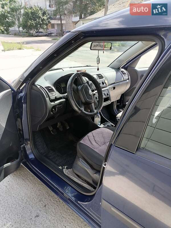 Микровэн Skoda Roomster 2012 в Коростене