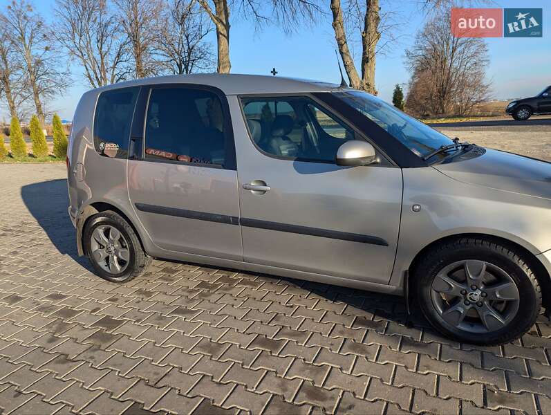Микровэн Skoda Roomster 2008 в Киеве