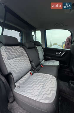 Микровэн Skoda Roomster 2009 в 