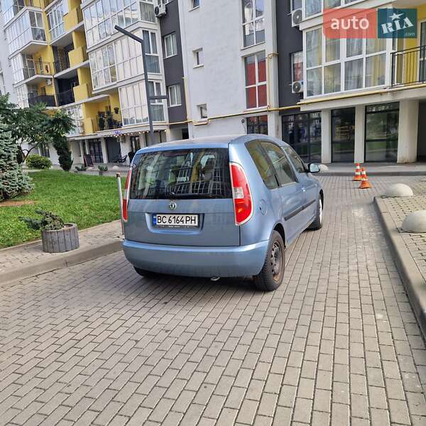 Микровэн Skoda Roomster 2008 в Львове