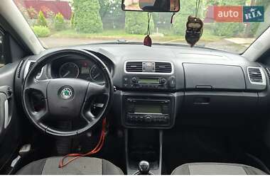 Микровэн Skoda Roomster 2008 в 