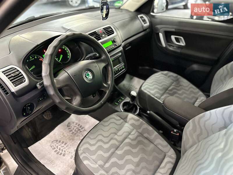 Микровэн Skoda Roomster 2008 в Каменском фото 12 Микровэн Skoda Roomster 2008 в Каменском