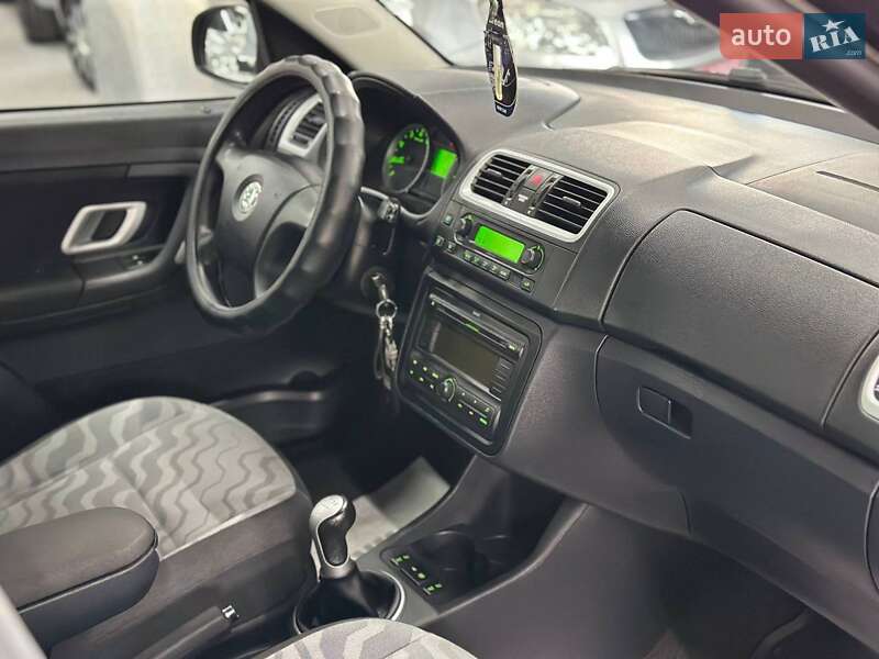 Микровэн Skoda Roomster 2008 в Каменском фото 19 Микровэн Skoda Roomster 2008 в Каменском