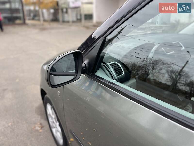 Микровэн Skoda Roomster 2007 в Сумах фото 13 Микровэн Skoda Roomster 2007 в Сумах