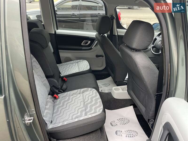 Микровэн Skoda Roomster 2007 в Сумах фото 54 Микровэн Skoda Roomster 2007 в Сумах